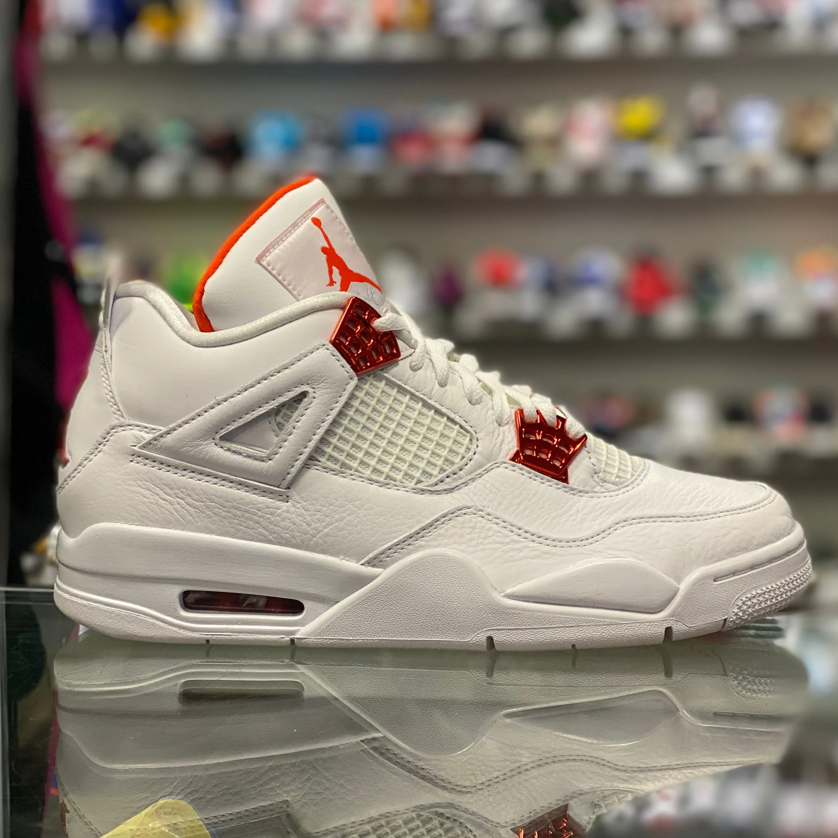Air Jordan 4 Retro “ Metallic Orange”
