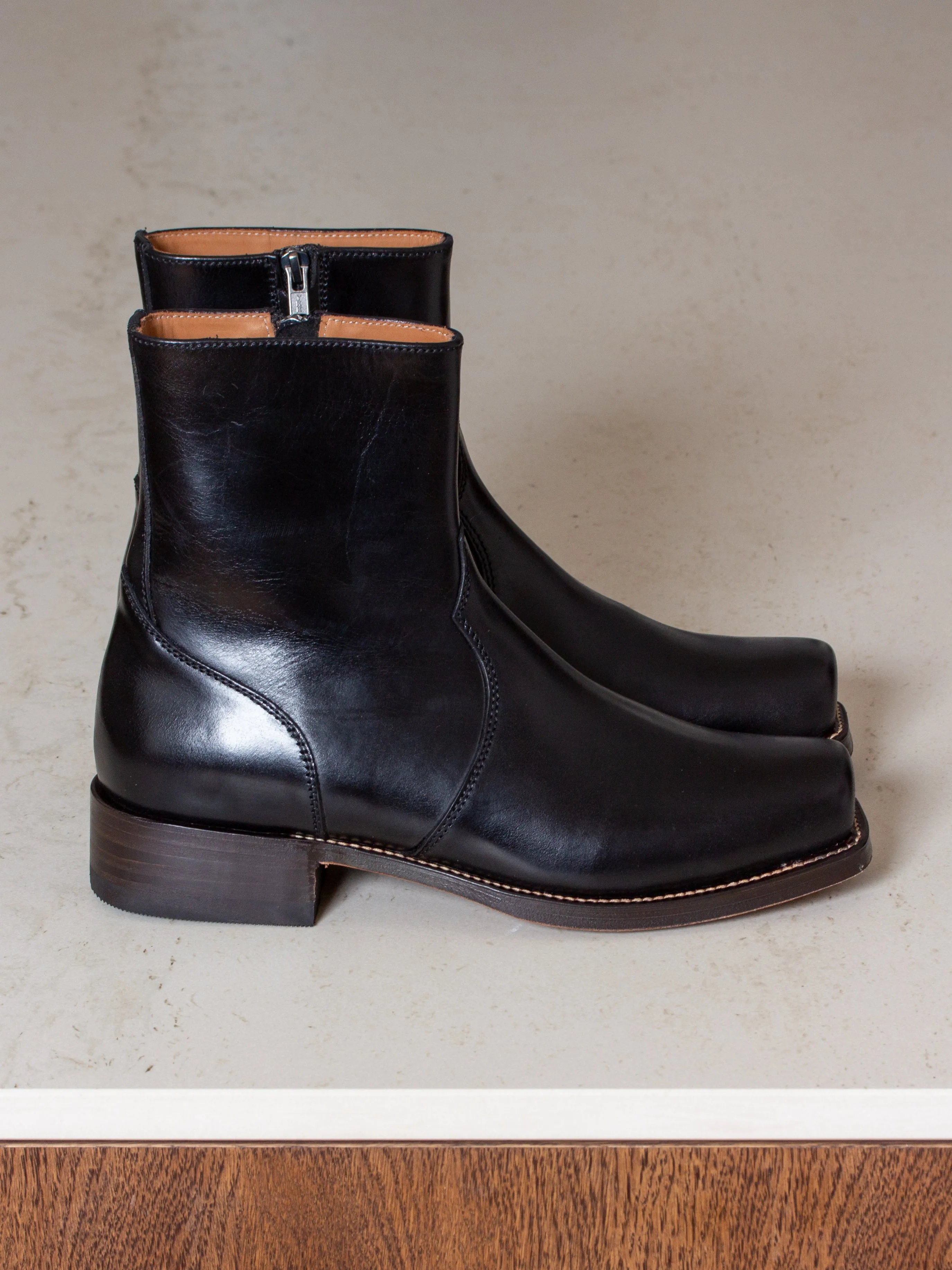 Bright Shoemakers, Square Cuban Chelsea, Black