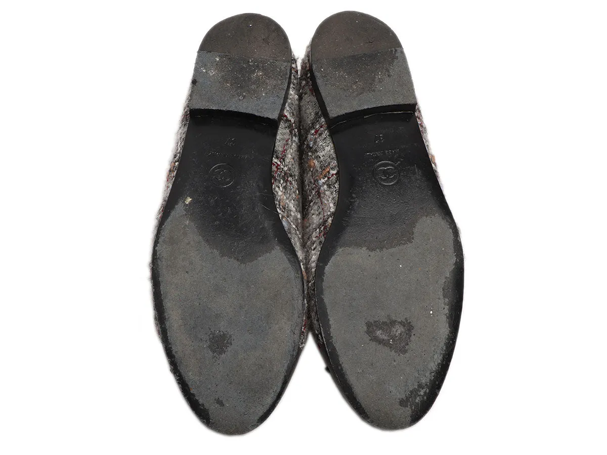 Chanel Gray Tweed Cap Toe Flats