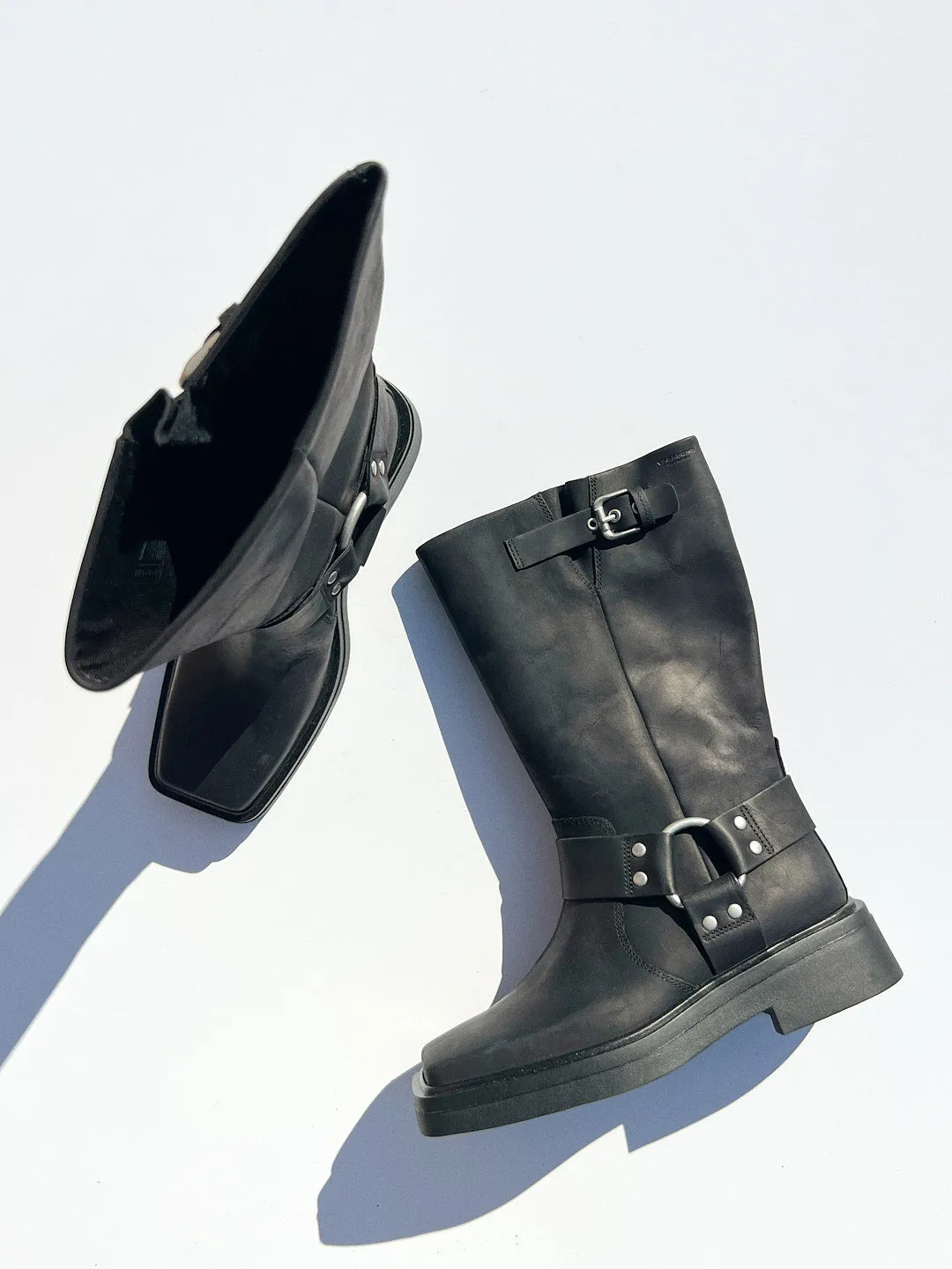 Eyra Buckle Boot - Black Oily Nubuck