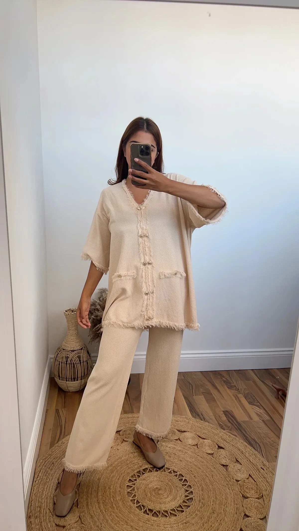 Sibel in Beige