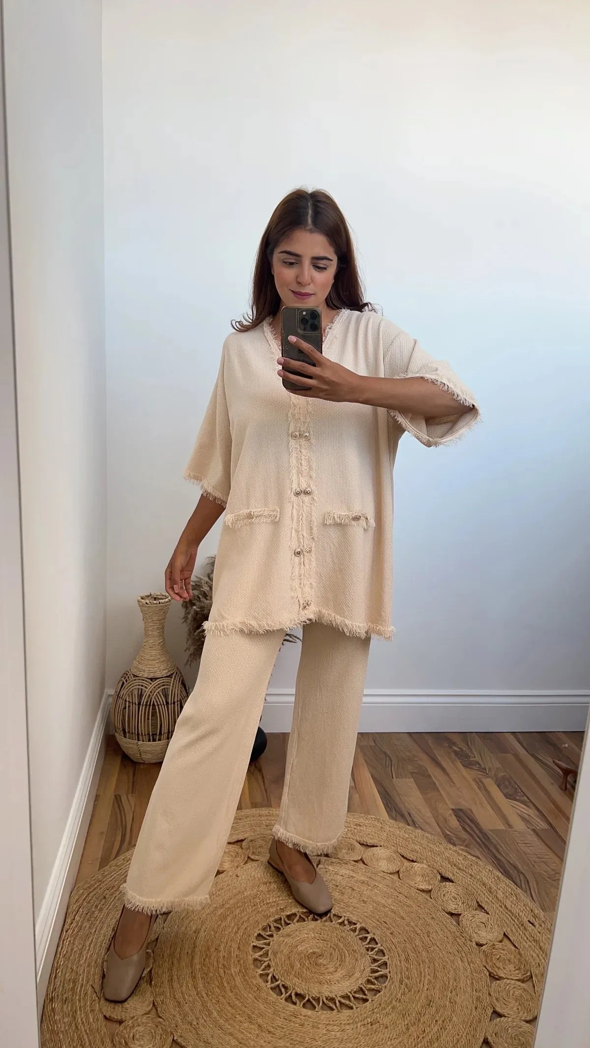 Sibel in Beige